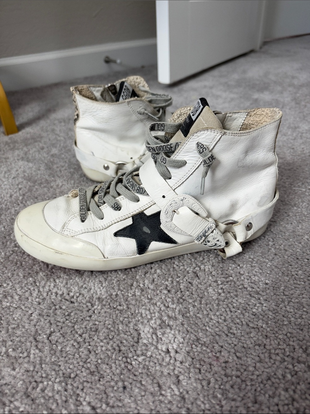 Golden Goose White Leather High-Top Sneakers with Black Star and Buckle